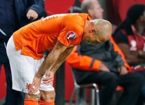 Robben: "Bidden, hopen en een kaarsje aansteken" · Mee met ...